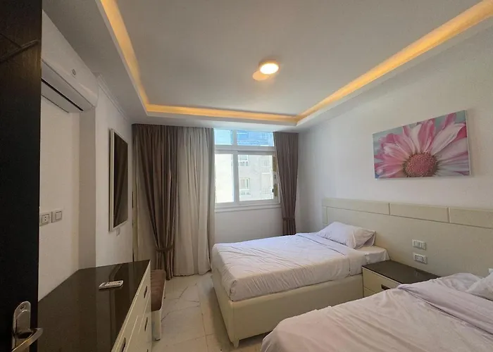 Cozy One Bedroom In A Compound With Ac شقة *